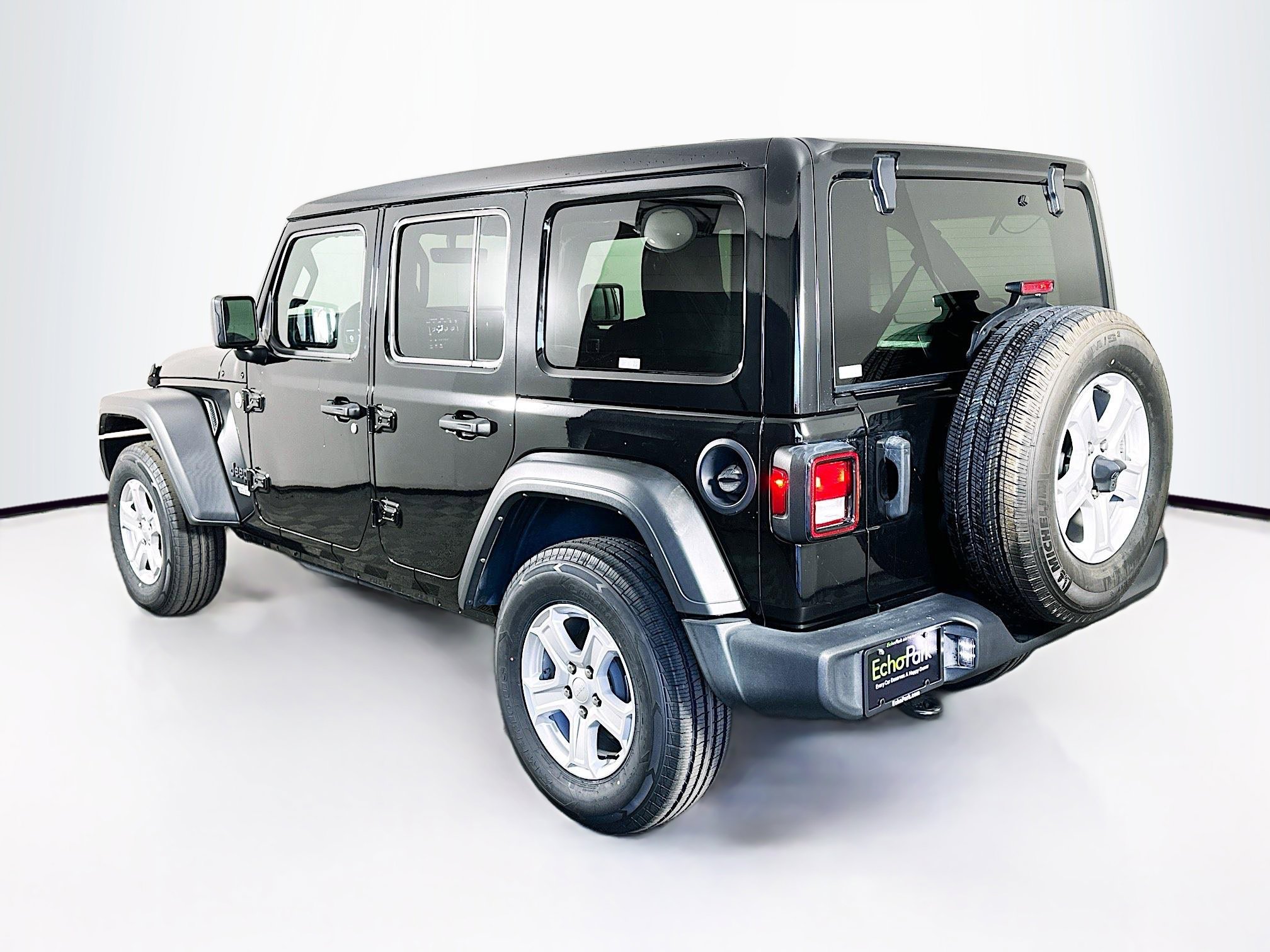 Used 2021 Jeep Wrangler Sport S w/ Sun And Sound Package image 5