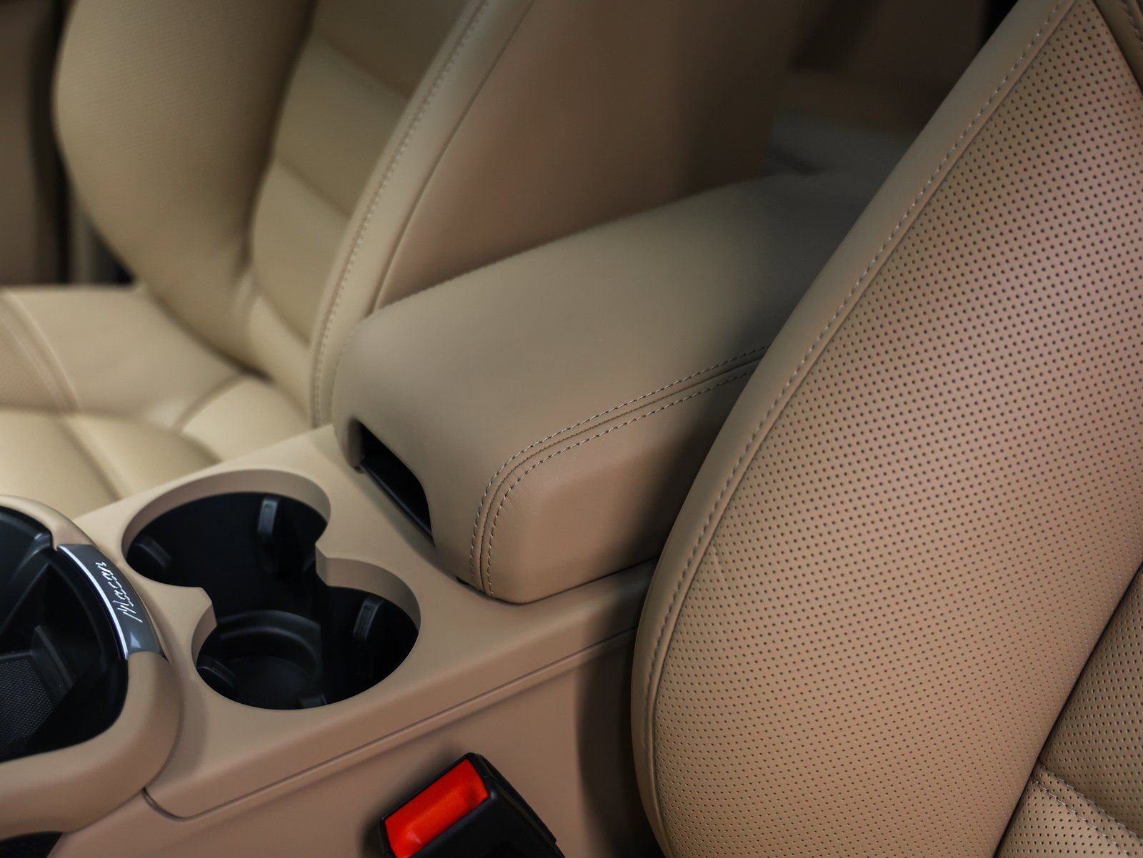 New 2026 Porsche Macan image 35