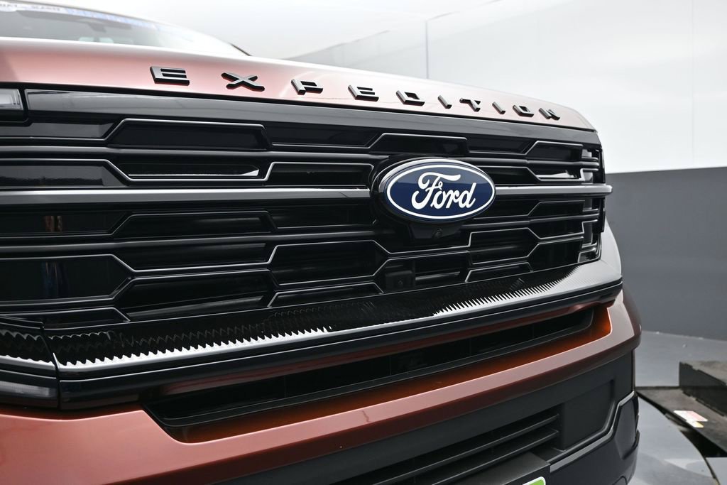 New 2027 Ford Expedition Max Platinum w/ Stealth Performance Package AWD/4WD image 4