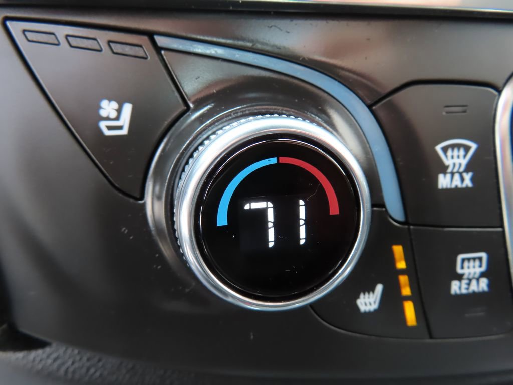 Certified 2023 Chevrolet Traverse Premier w/ Redline Edition AWD/4WD image 8