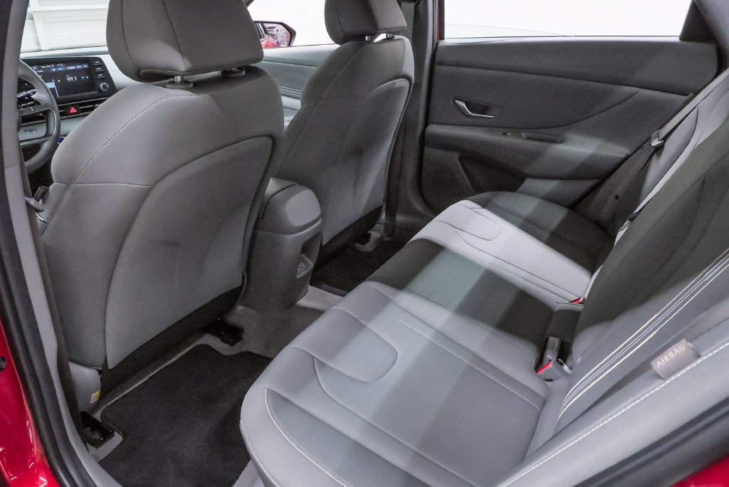 Certified 2026 Hyundai Elantra Sport FWD image 10