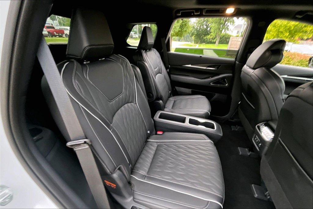 Certified 2026 INFINITI QX60 Autograph w/ Dark Cargo Package AWD/4WD image 30