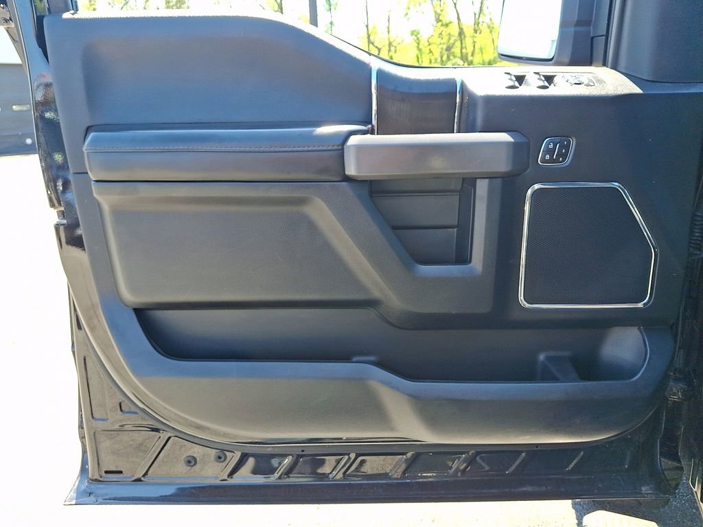 Used 2020 Ford F150 Platinum w/ Equipment Group 701A Luxury AWD/4WD image 14