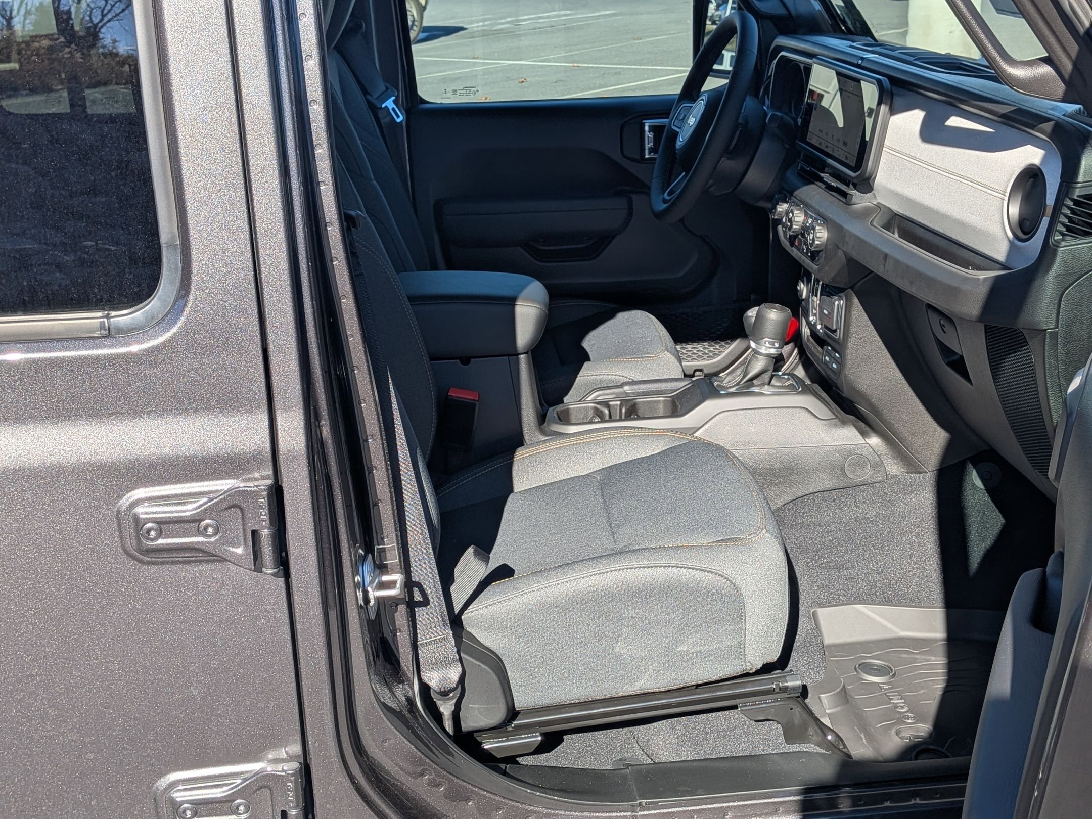 New 2025 Jeep Gladiator Sport image 29