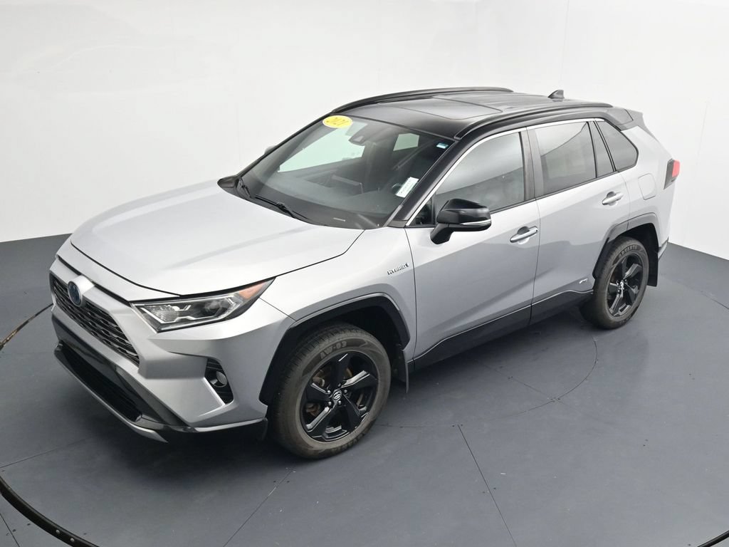 Used 2021 Toyota RAV4 XSE AWD/4WD image 27