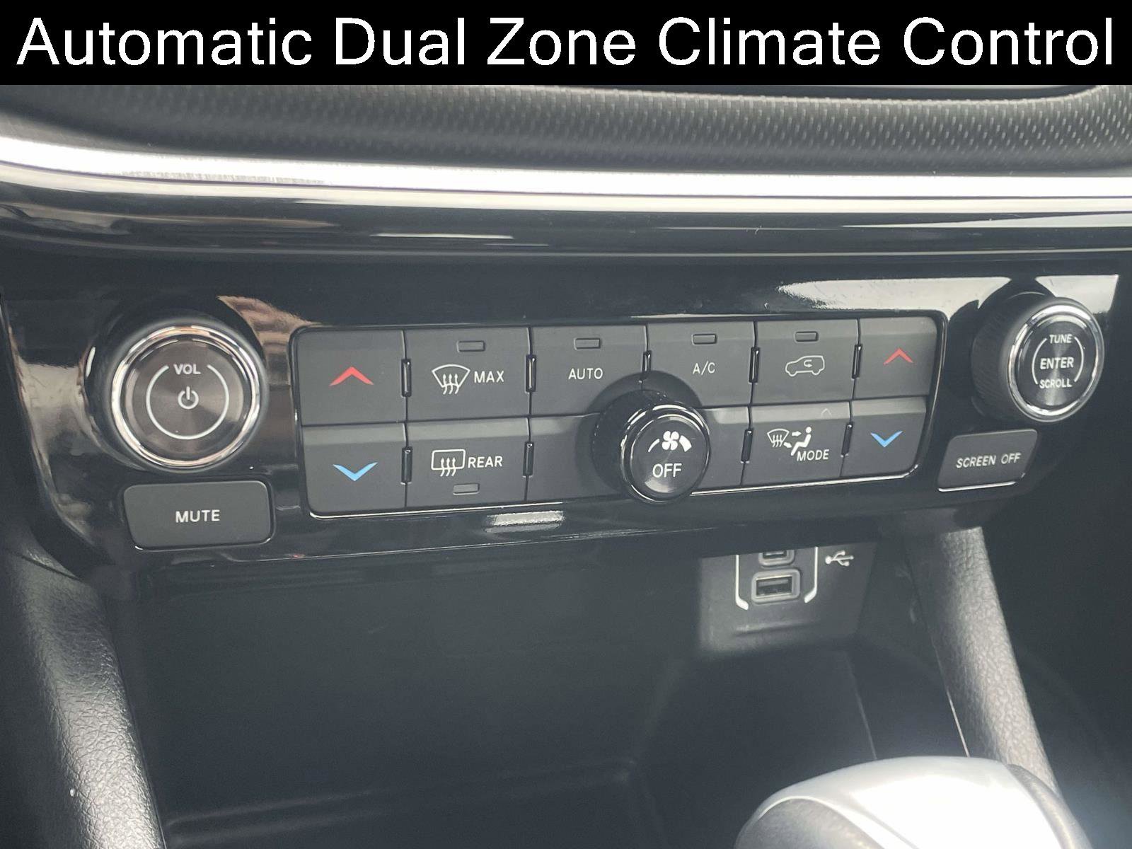 Used 2023 Jeep Compass Trailhawk w/ Trailer Tow Group image 16