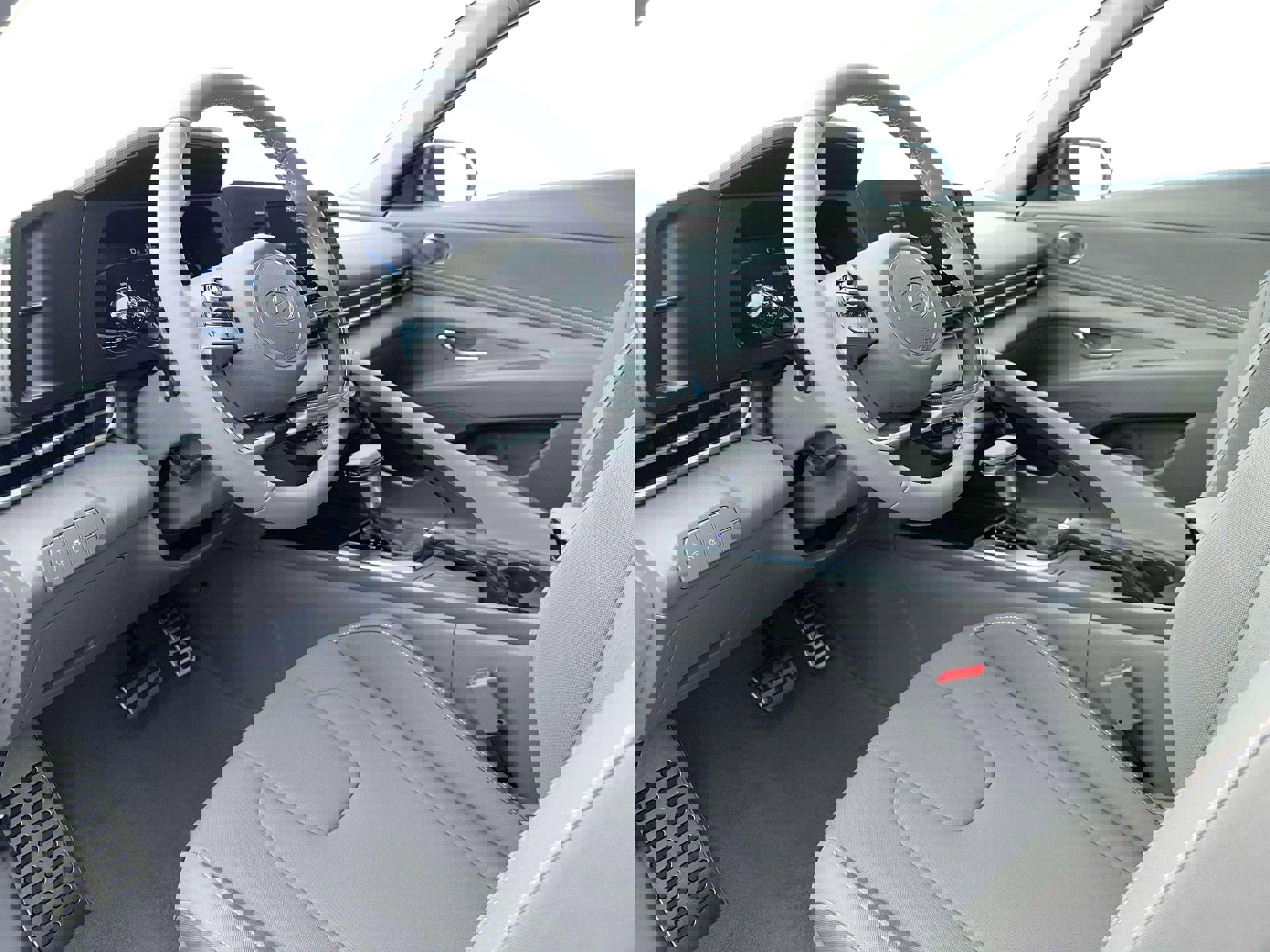 New 2026 Hyundai Elantra Sport FWD image 14