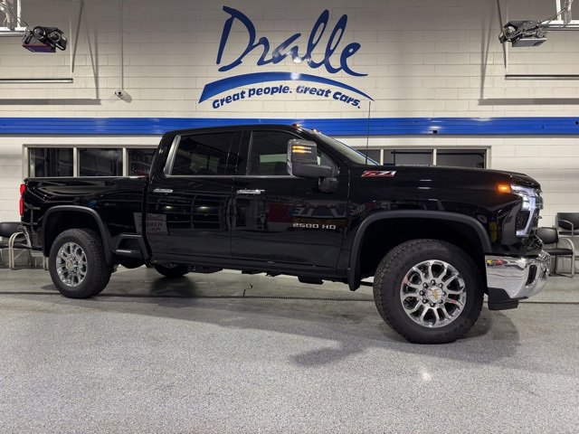 Used 2025 Chevrolet Silverado 2500 LTZ w/ LTZ Premium Package