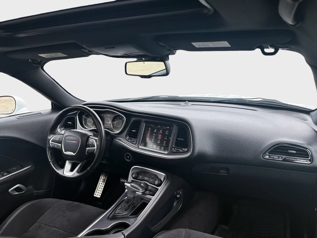 Used 2016 Dodge Challenger R/T Plus RWD image 22