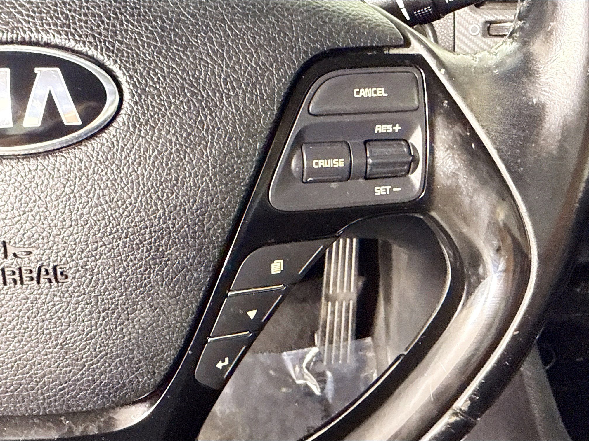 Used 2017 Kia Forte EX image 15