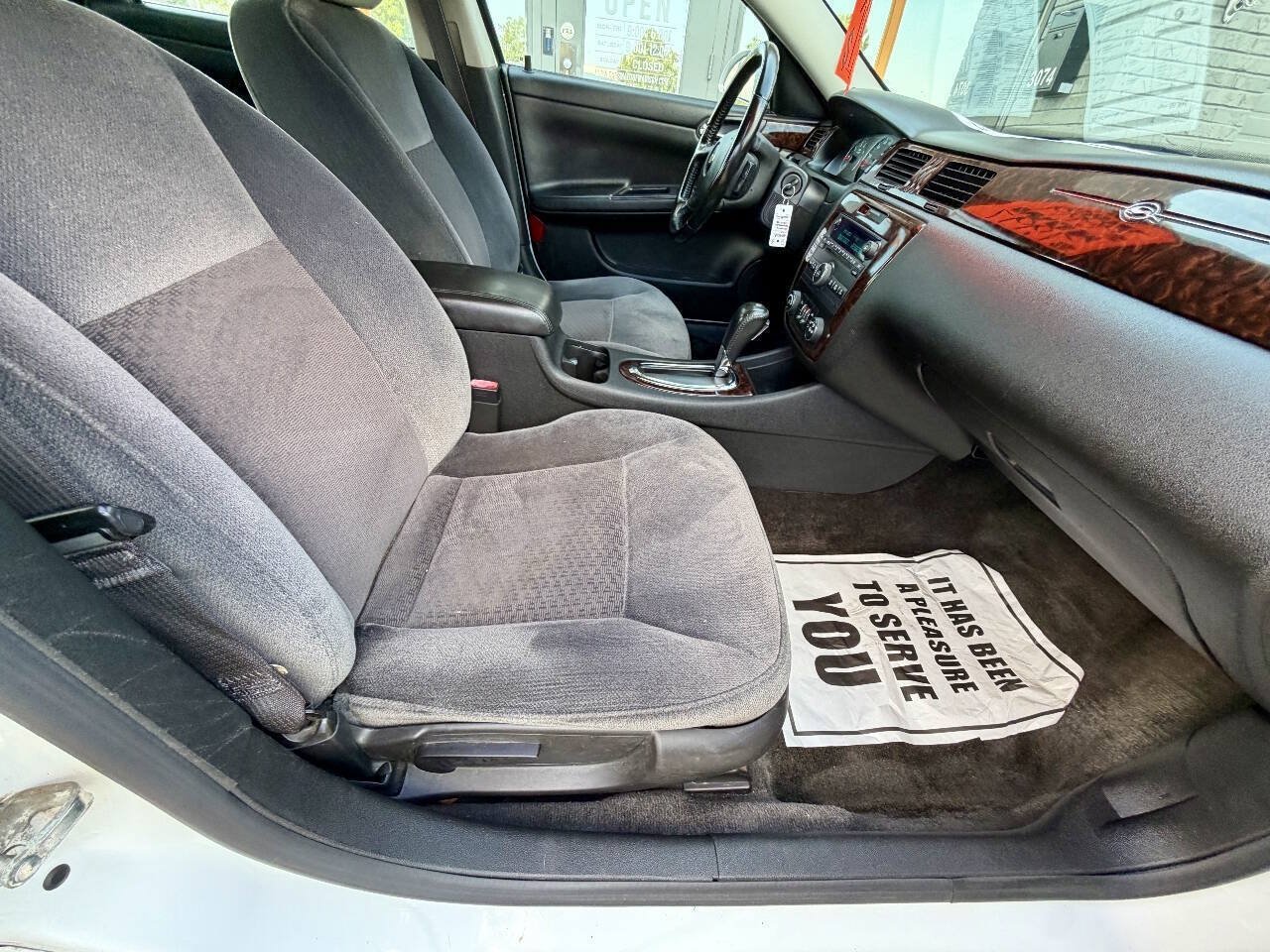Used 2012 Chevrolet Impala LT w/ LT Sunroof Package FWD image 23