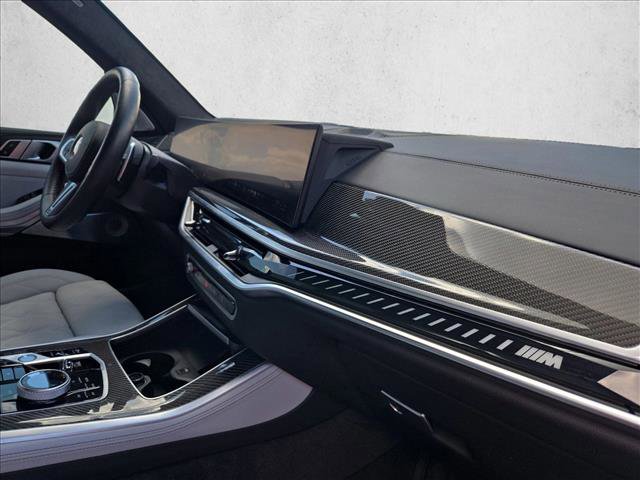 Used 2025 BMW X5 M60i AWD/4WD image 22