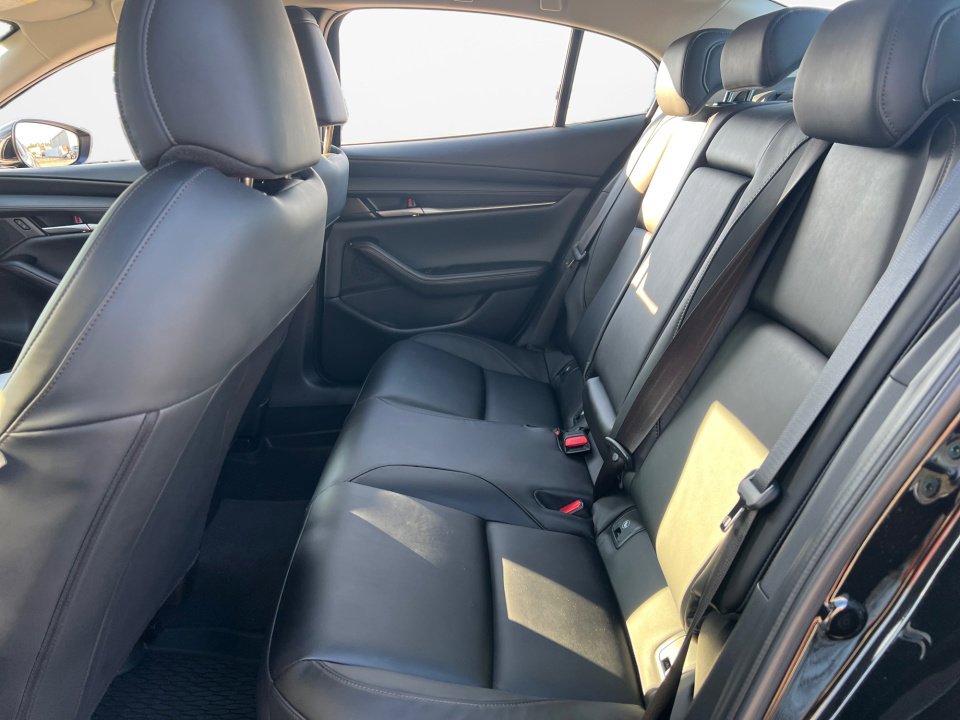 Certified 2025 MAZDA MAZDA3 s image 13