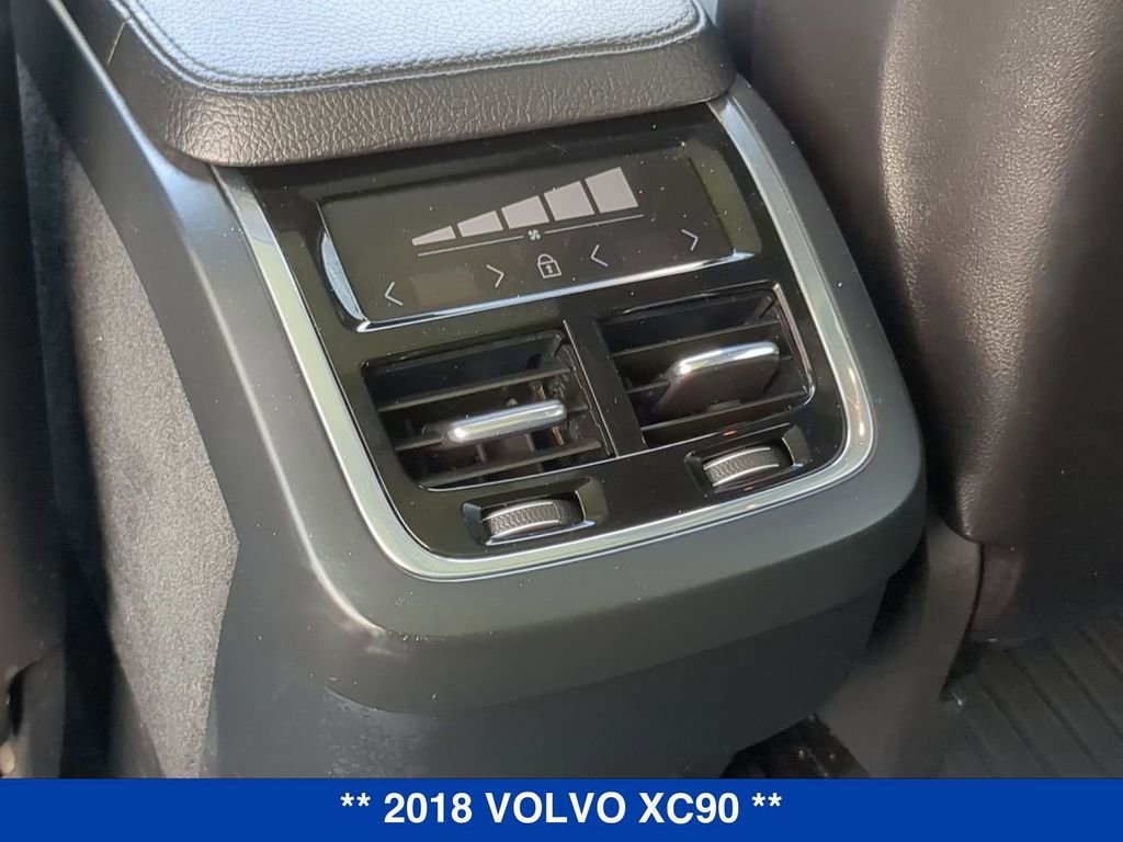 Used 2018 Volvo XC90 T5 Momentum w/ Convenience Package image 18