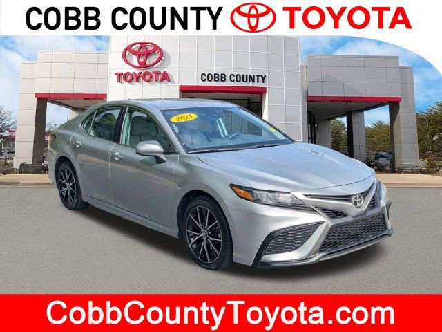 Used 2021 Toyota Camry SE