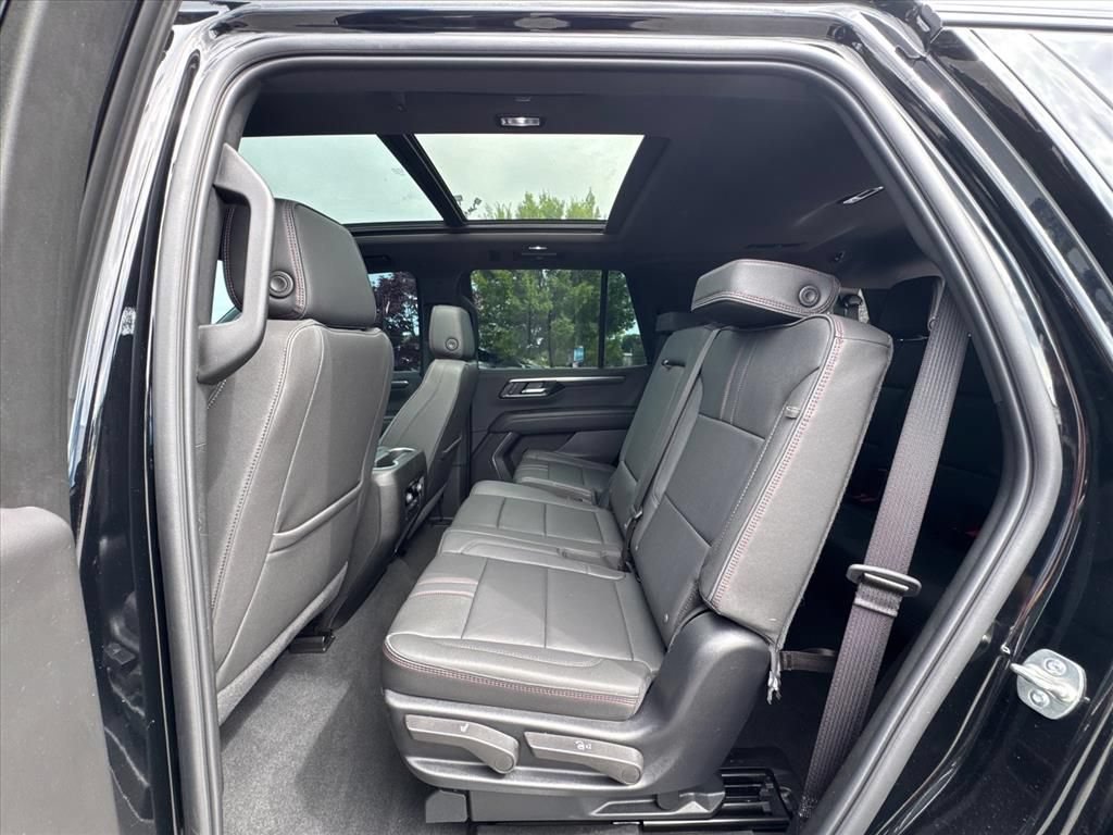 Used 2025 Chevrolet Tahoe RST w/ Sun And Tow Package RWD image 12