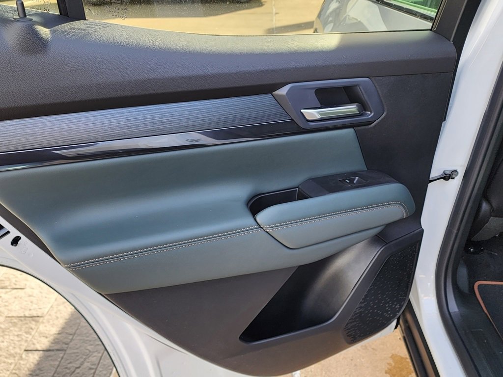 New 2026 GMC Terrain AT4 w/ Convenience Package III image 43