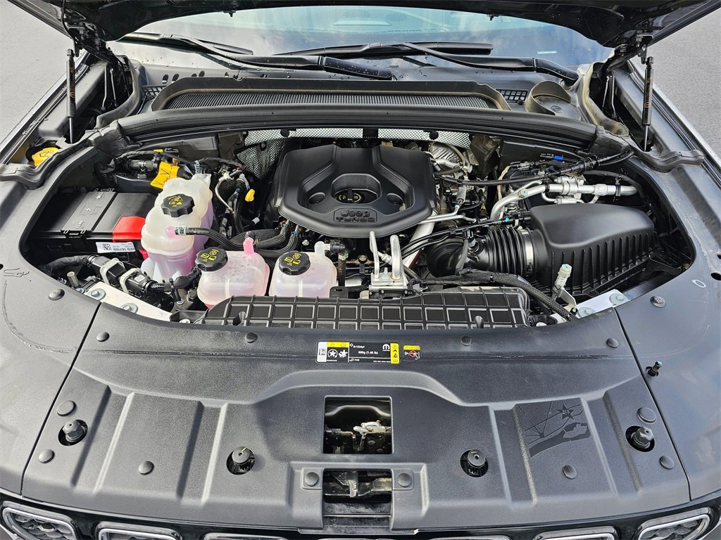 New 2023 Jeep Grand Cherokee Overland w/ Advanced Protech Group III image 9