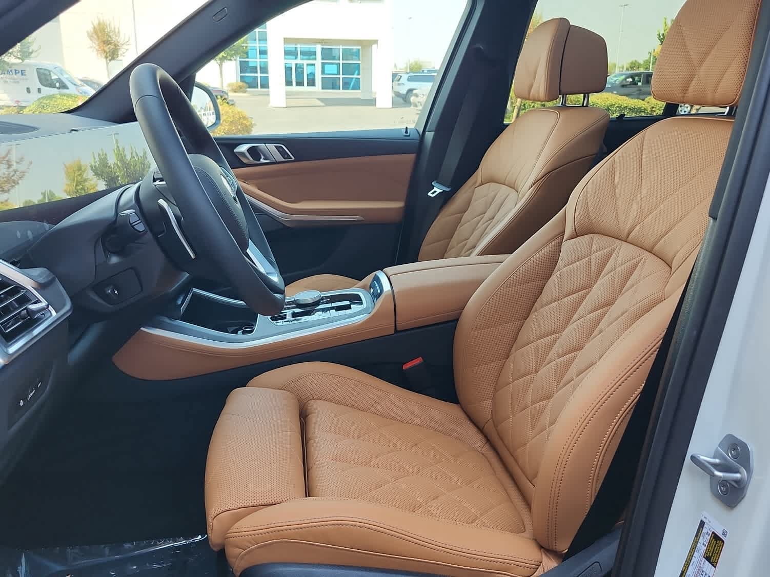 New 2026 BMW X5 xDrive40i AWD/4WD image 14