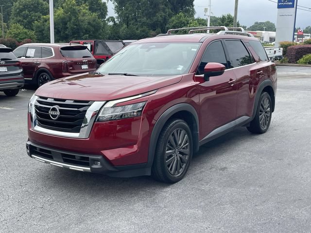Used 2022 Nissan Pathfinder SL w/ SL Premium Package FWD image 3