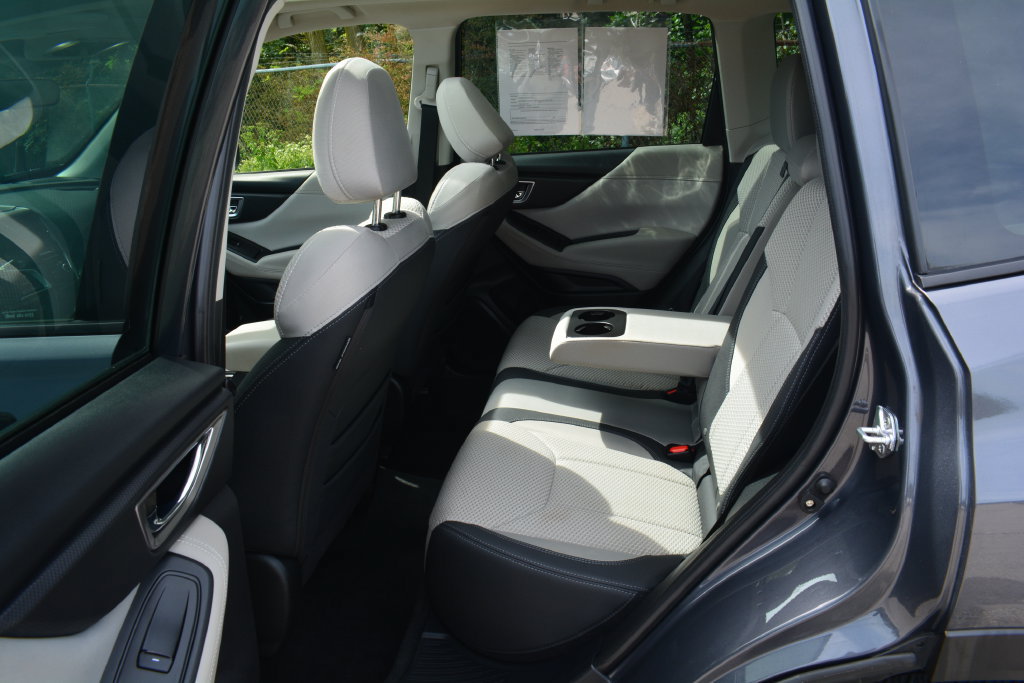 Used 2024 Subaru Forester Premium AWD/4WD image 23