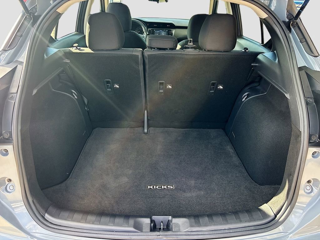Used 2021 Nissan Kicks SV image 24