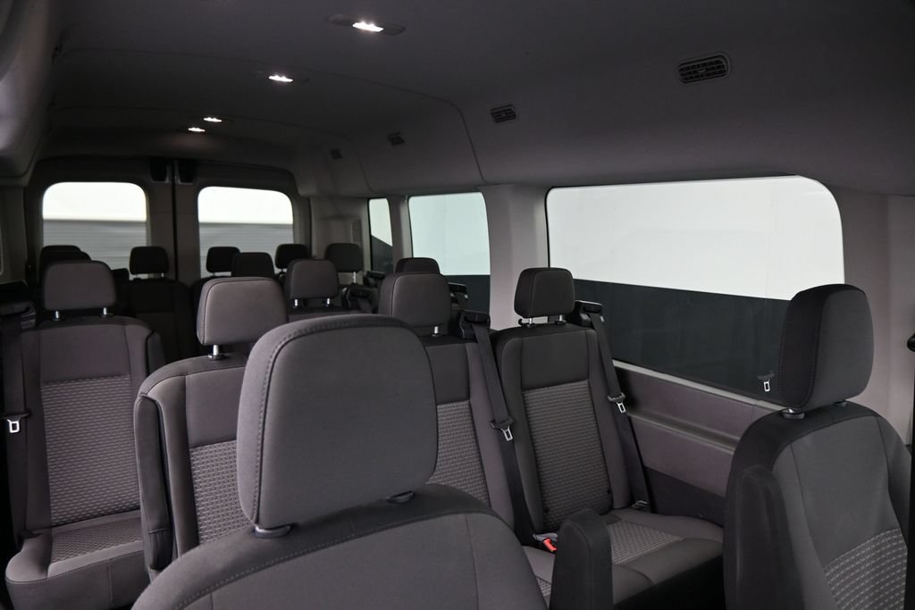 Used 2025 Ford Transit 350 XLT RWD image 23
