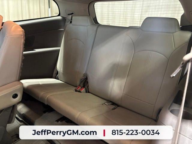 Used 2015 Chevrolet Traverse LT FWD image 23