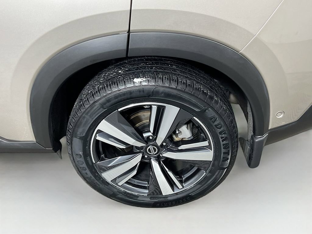 Used 2021 Nissan Rogue Platinum image 28