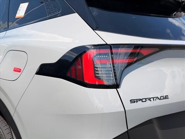 New 2026 Kia Sportage X-Line AWD/4WD image 11