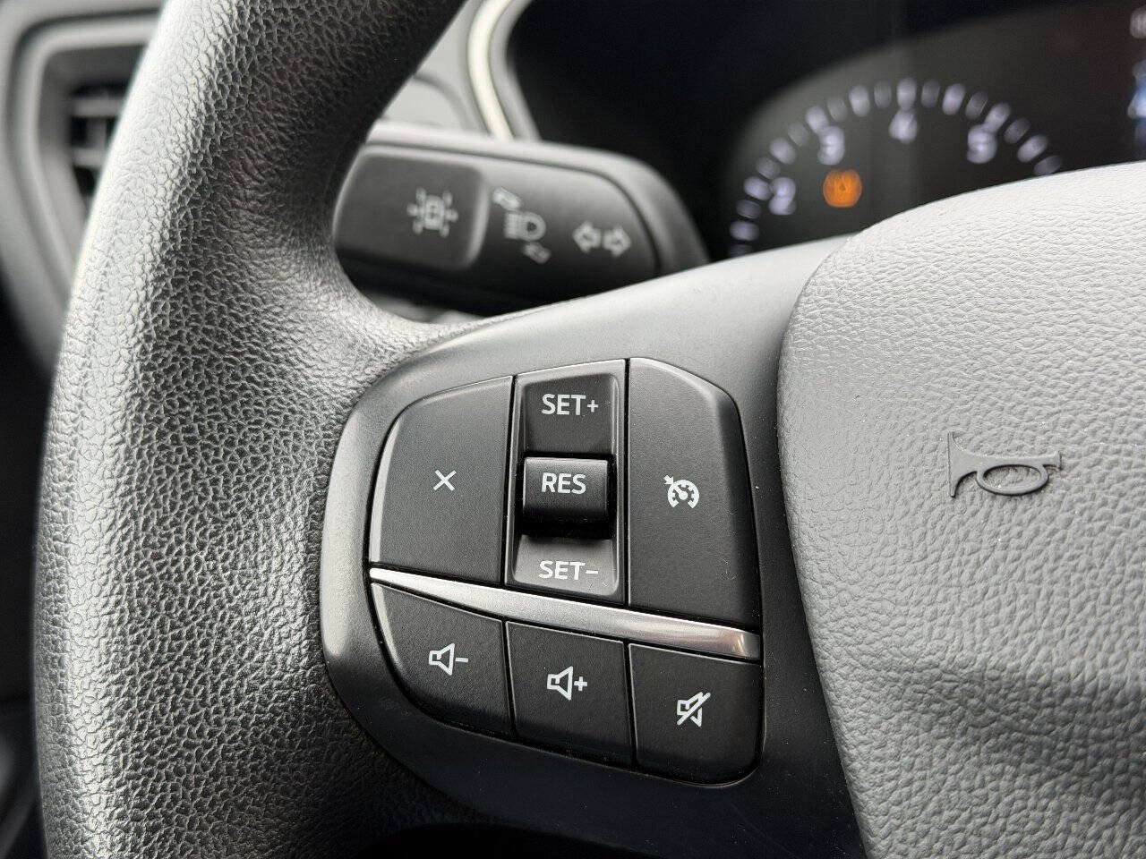 Used 2020 Ford Escape SE AWD/4WD image 21