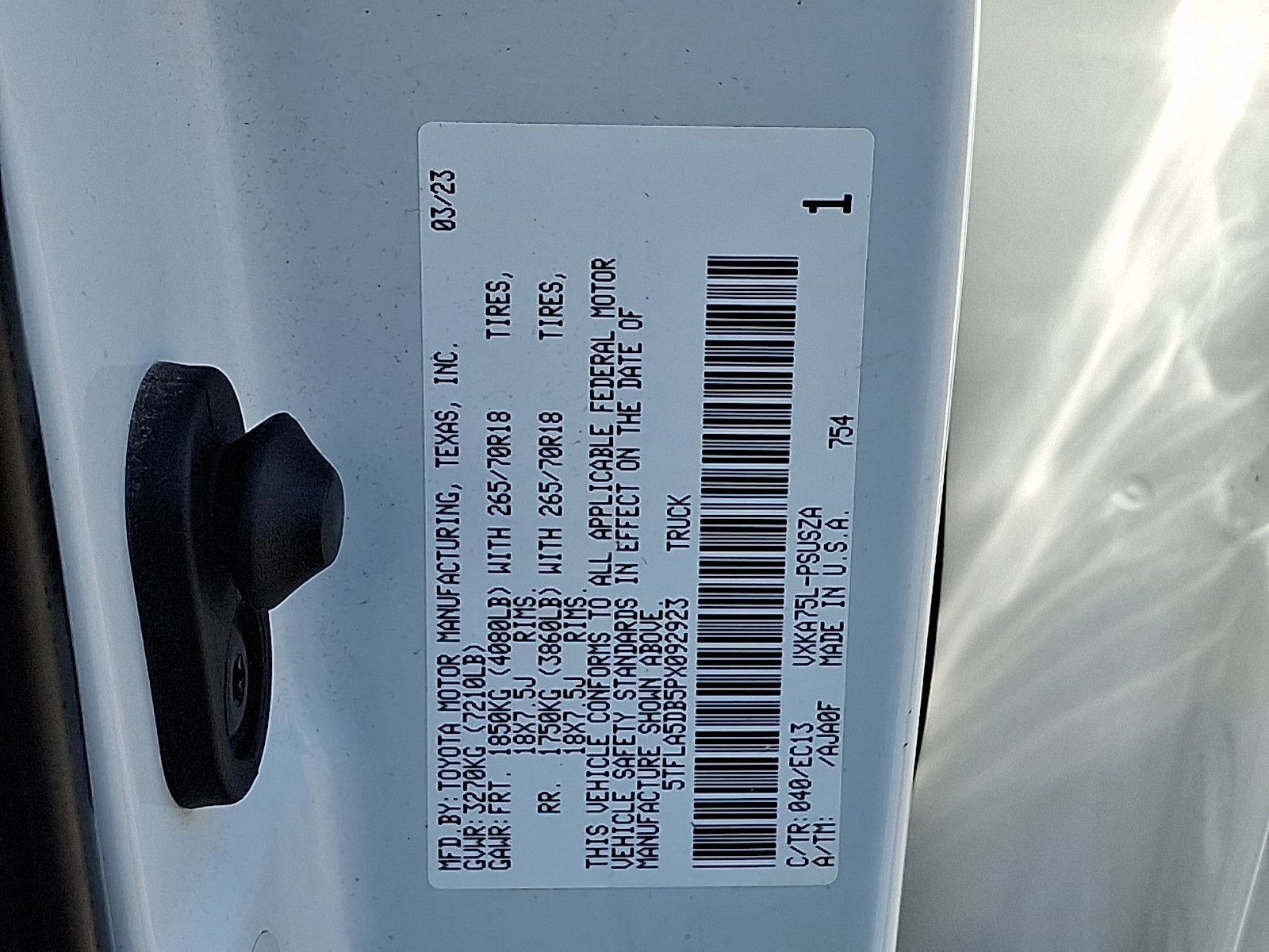 Used 2023 Toyota Tundra SR5 w/ SR5 Premium Package AWD/4WD image 29