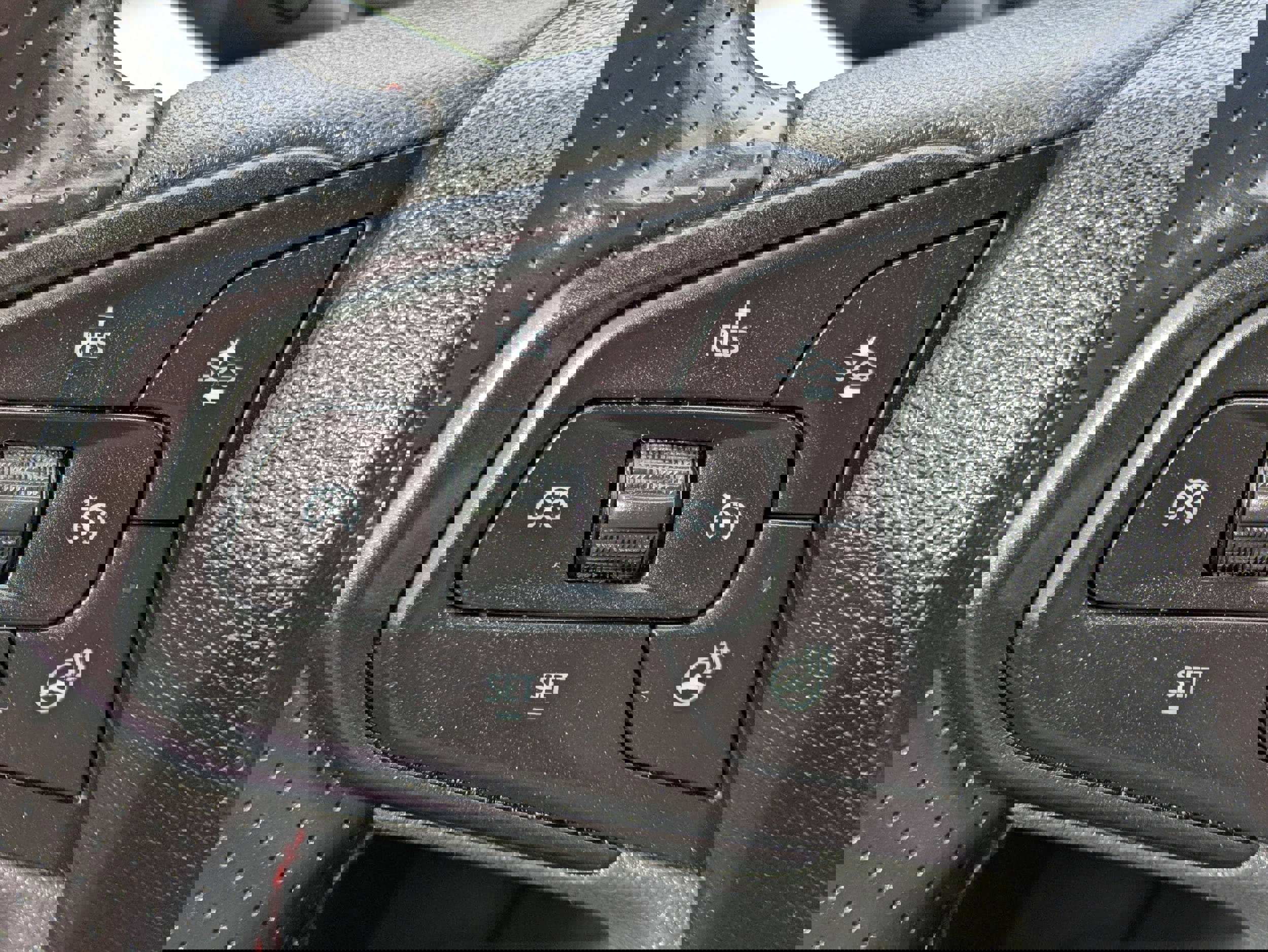 Used 2024 Chevrolet Trax RS image 19