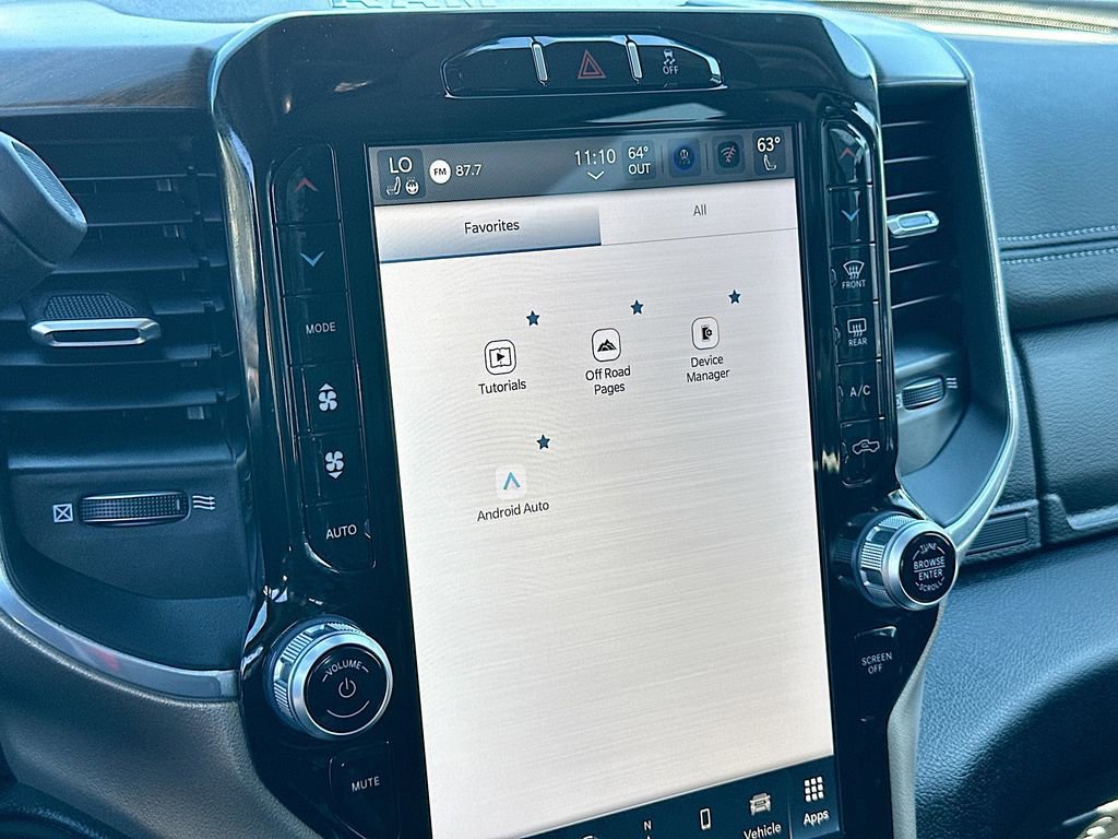 Used 2024 RAM 3500 Laramie w/ Chrome Bumper Package AWD/4WD image 15