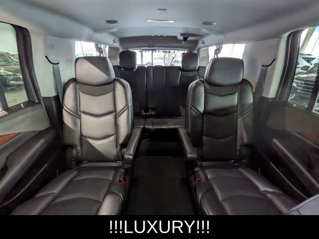 Used 2019 Cadillac Escalade ESV Luxury image 21