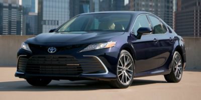 Used 2021 Toyota Camry SE FWD image 1