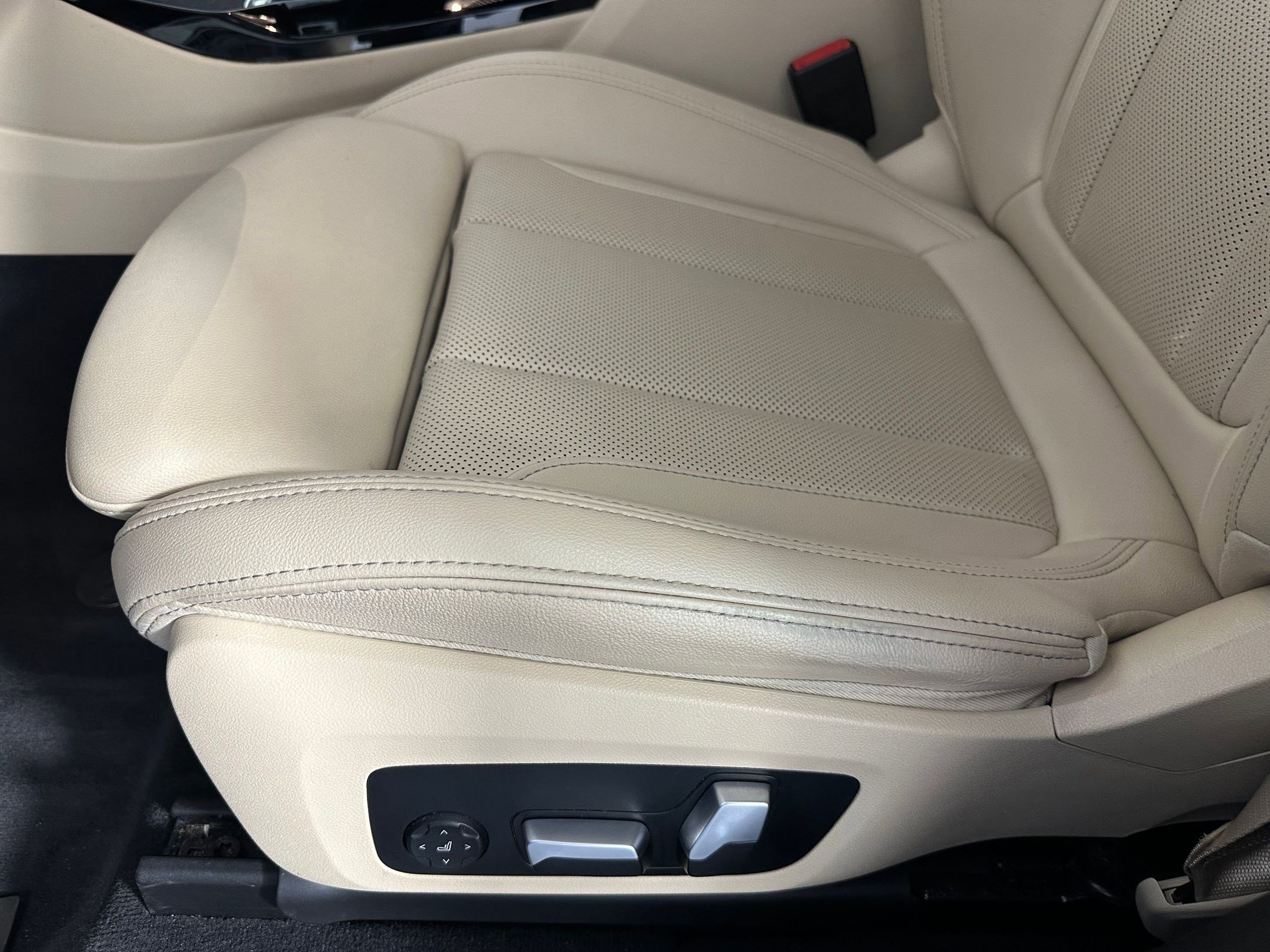 Used 2022 BMW X3 sDrive30i w/ Convenience Package image 11