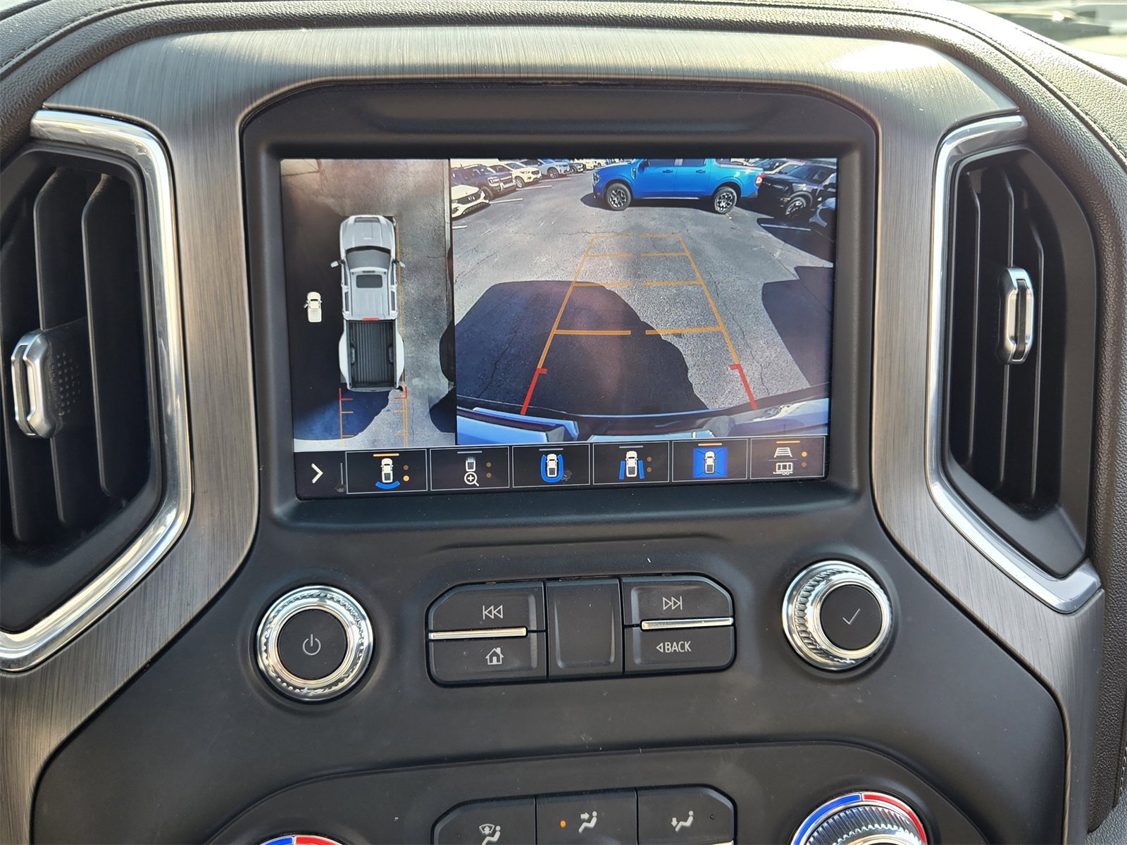 Used 2022 GMC Sierra 3500 Denali image 14