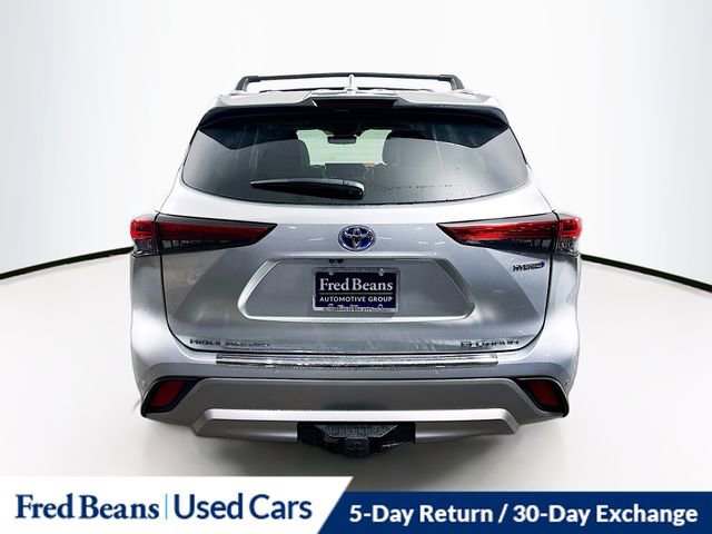 Used 2023 Toyota Highlander Platinum image 28