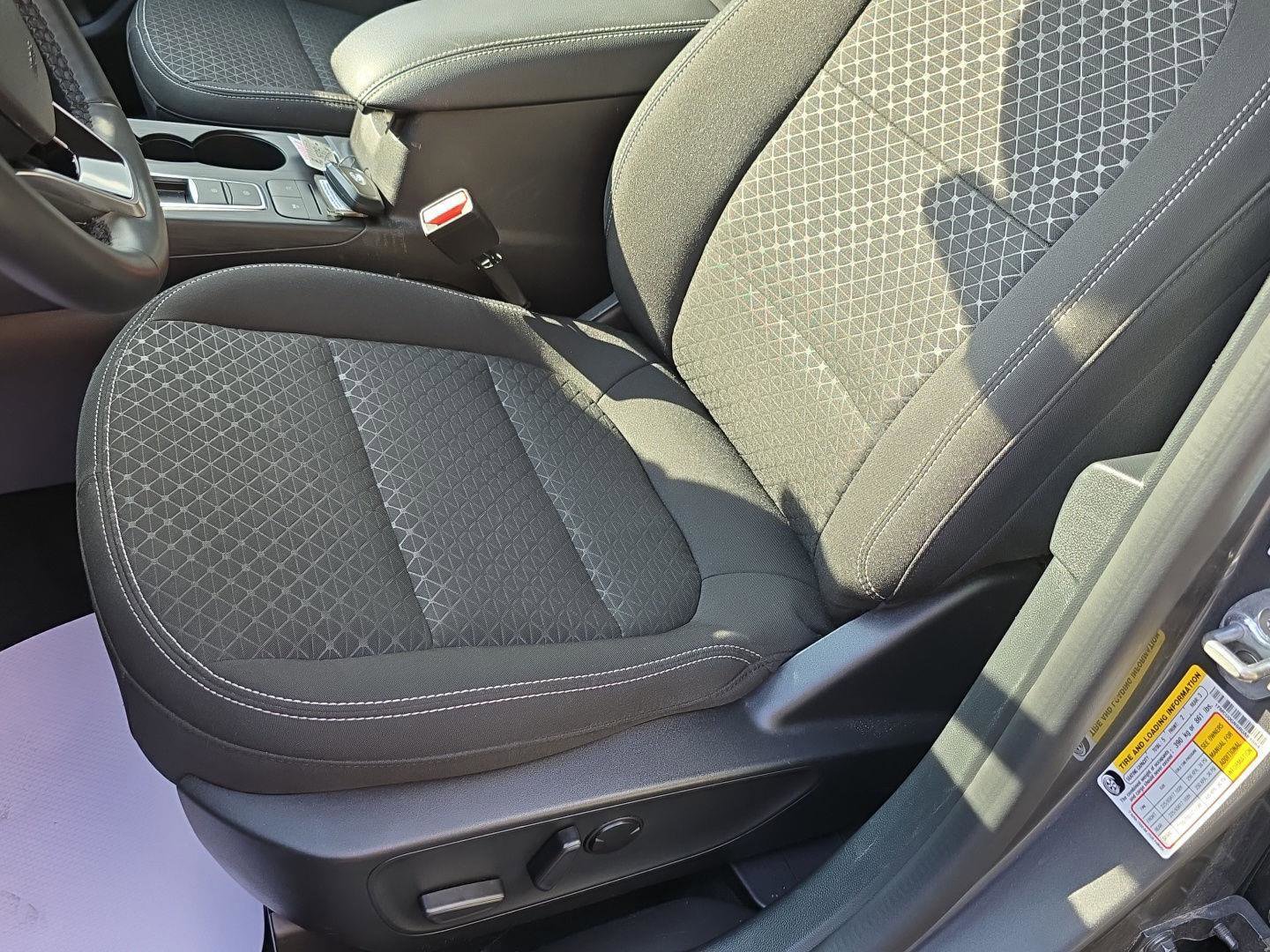 Used 2024 Ford Escape Active image 12