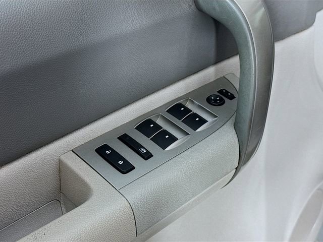 Used 2009 Chevrolet Silverado 3500 W/T AWD/4WD image 18