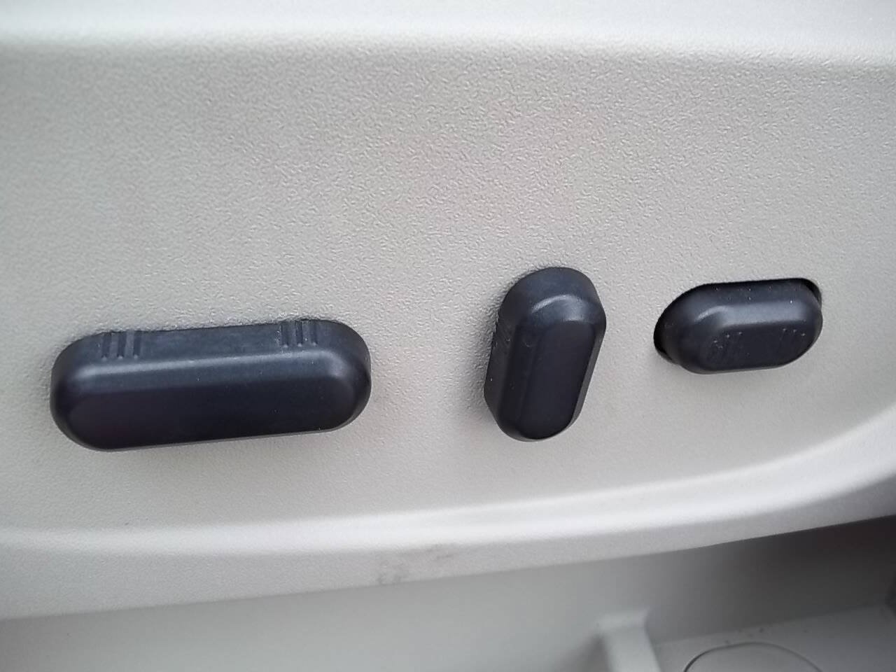 Used 2014 Ford Escape SE w/ Equipment Group 201A FWD image 14