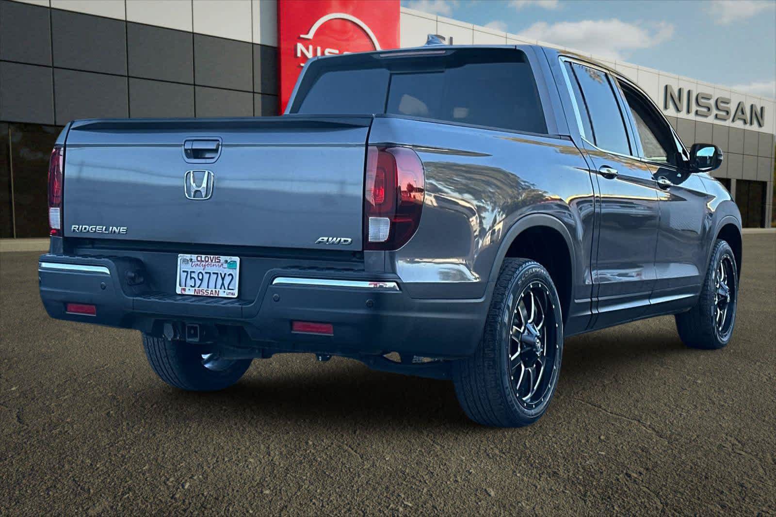 Used 2020 Honda Ridgeline RTL-E image 2