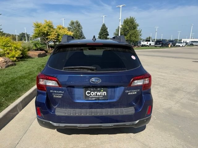 Used 2017 Subaru Outback 2.5i Limited AWD/4WD image 5