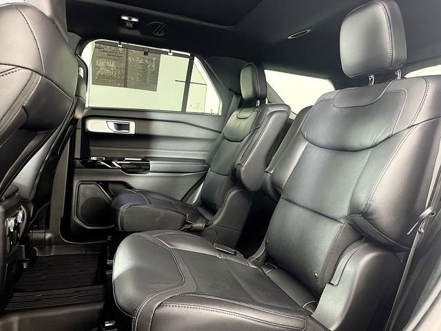 Used 2023 Ford Explorer ST w/ Equipment Group 401A image 29