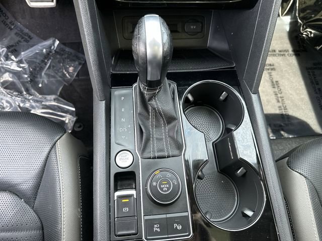 Used 2022 Volkswagen Atlas SEL Premium image 17