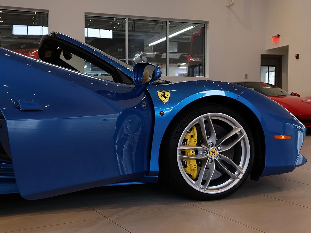 Certified 2017 Ferrari 488 Spider RWD image 41