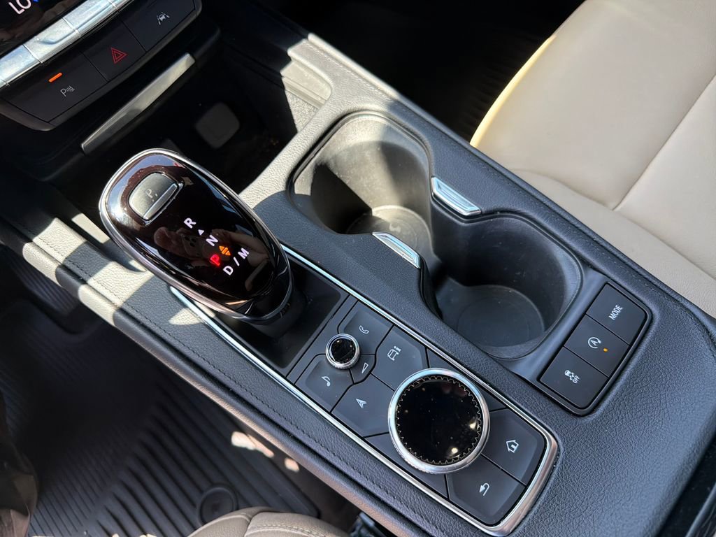 Used 2024 Cadillac XT4 Luxury image 38