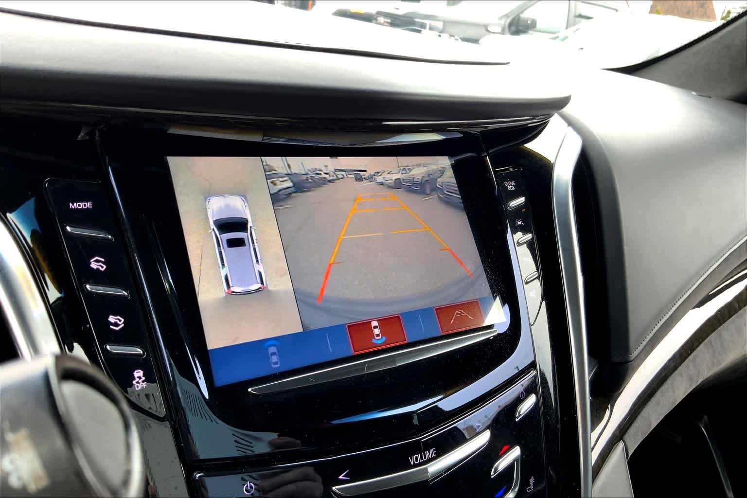 Used 2019 Cadillac Escalade Platinum image 29