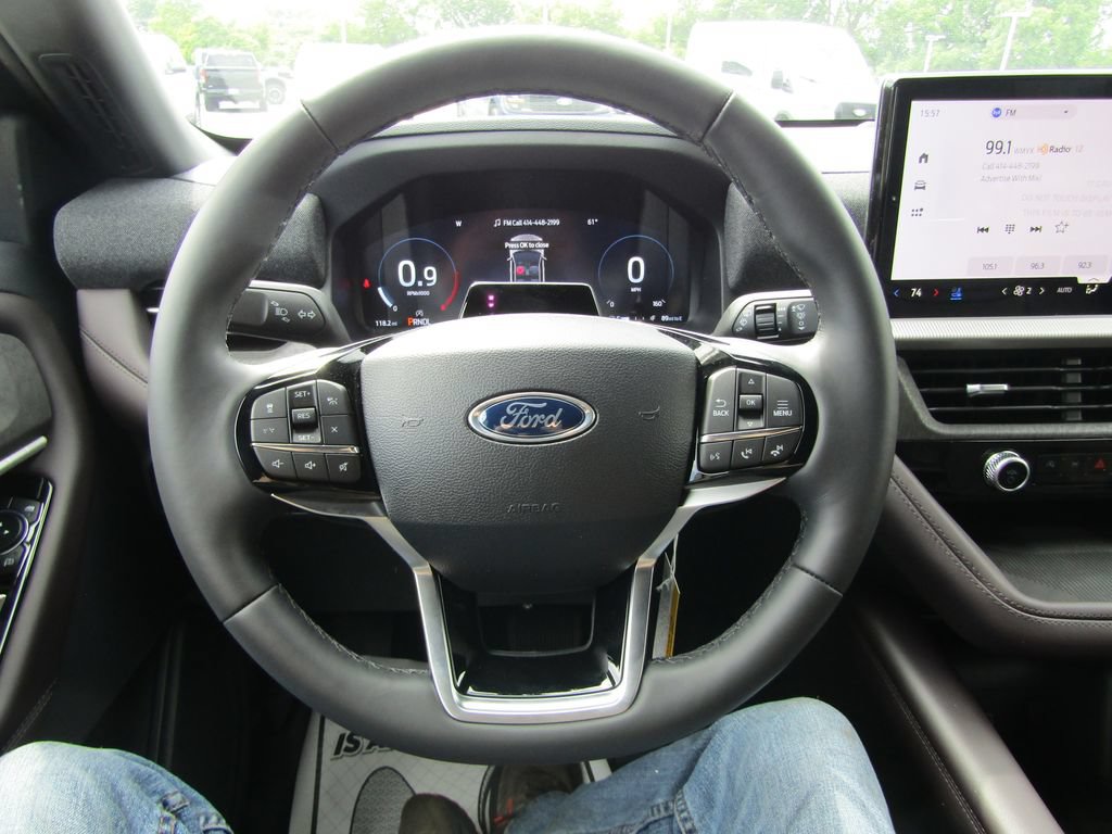 New 2026 Ford Explorer Platinum w/ LUX Leather Package AWD/4WD image 19